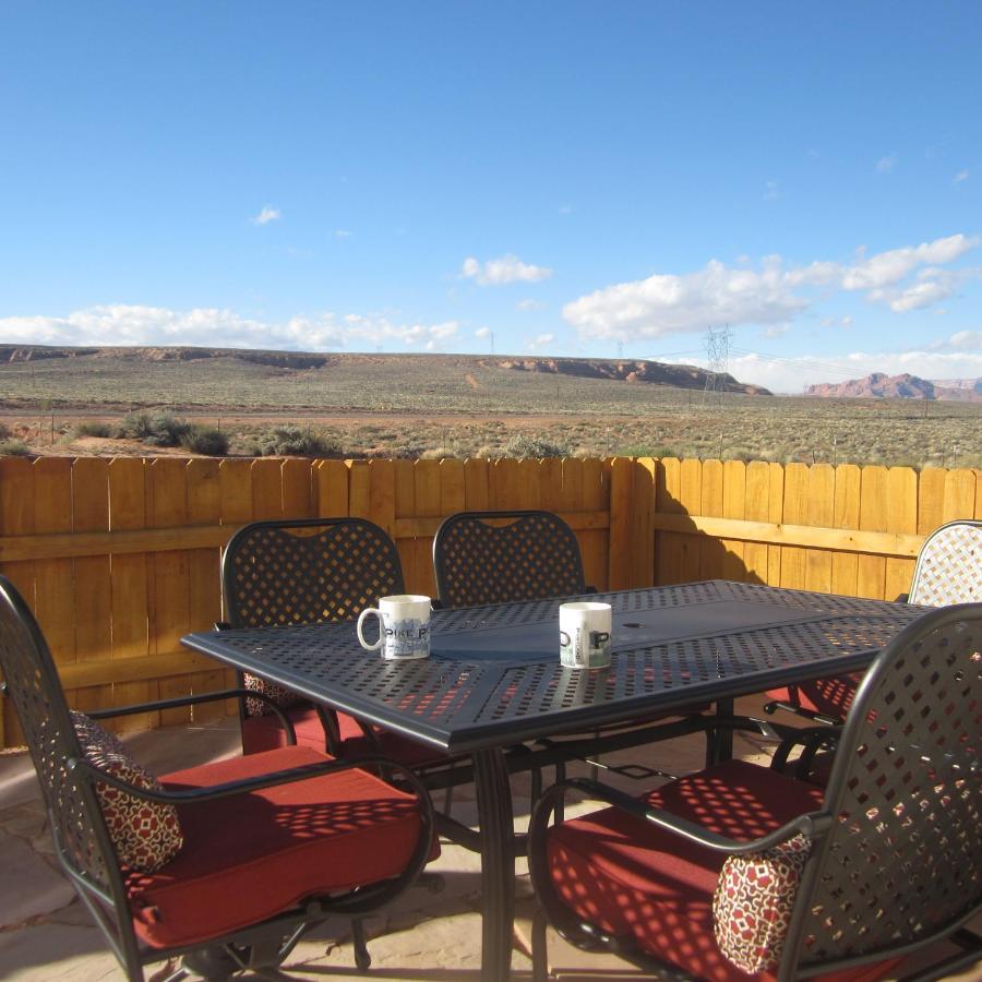Local View Pet Friendly Boat Parking Close To Antelope Canyon Horseshoebend Page Ngoại thất bức ảnh