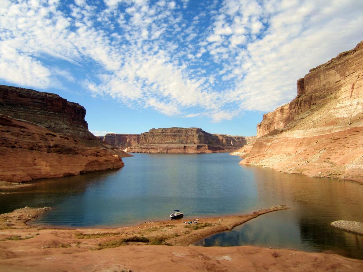 Local View Pet Friendly Boat Parking Close To Antelope Canyon Horseshoebend Page Ngoại thất bức ảnh
