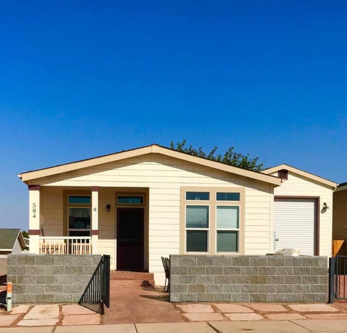 Local View Pet Friendly Boat Parking Close To Antelope Canyon Horseshoebend Page Ngoại thất bức ảnh